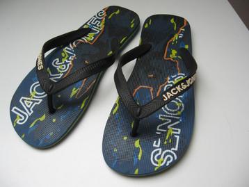 Jack en Jones heren slippers 40 41 €5.00 Zeg maar nieuw.. beschikbaar voor biedingen