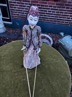 Indische wajangpop met roze muts., Verzenden