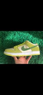 Nike SB Dunk Low Green Apple maat 43, Kleding | Heren, Schoenen, Nieuw, Ophalen of Verzenden, Sneakers of Gympen, Nike