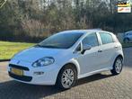 Fiat Punto Evo 0.9 TwinAir Street/AIRCO/CRUISE/PARKEERSENS A, Auto's, Fiat, Voorwielaandrijving, Gebruikt, Euro 6, Wit