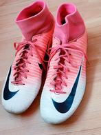 Nike veld voetbalschoen met sokje maat 40, Gebruikt, Maat XS of kleiner, Schoenen, Ophalen of Verzenden