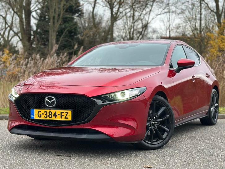 Mazda 3 Skyactiv-x Luxury 180pk Aut 2019 Rood, Auto's, Mazda, Particulier, Hybride Elektrisch/Benzine, C, Hatchback, Automaat