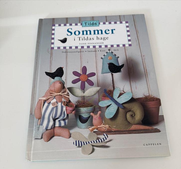 Tilda Sommer i Tildas hage - Handwerk- Taal in het Noors, Boeken, Hobby en Vrije tijd, Zo goed als nieuw, Overige onderwerpen