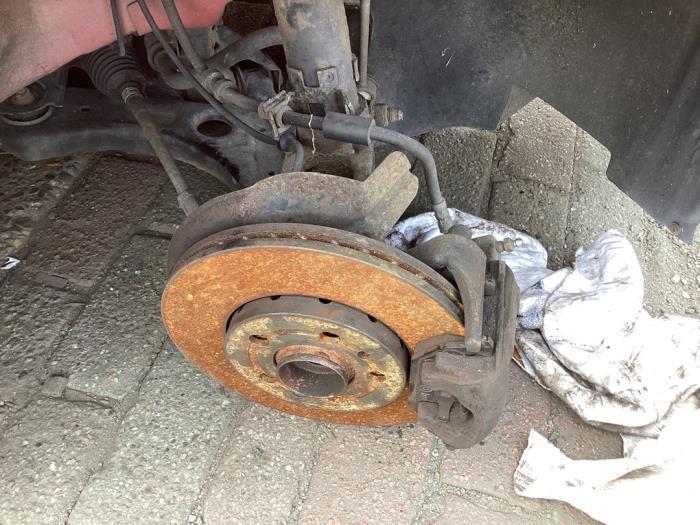 Fusee rechts-voor van een Seat Ibiza, Auto-onderdelen, Ophanging en Onderstel, Seat, Gebruikt, 3 maanden garantie, Ophalen of Verzenden