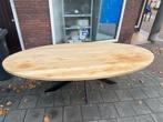 Ovaal massief hout met een zwarte metalen voet, Ophalen, Gebruikt, Vijf personen of meer, 200 cm of meer
