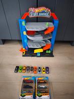 Hot wheels stunt garage en nieuwe autos, Ophalen, Zo goed als nieuw, Handmatig, Hot Wheels