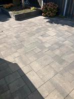 Gratis Betontegels - 45 m2, Tuin en Terras, Tegels en Klinkers, Gebruikt, Ophalen of Verzenden, 10 m² of meer, Beton