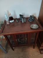 Oud thee kastje, Ophalen