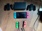 Nintendo switch compleet, Spelcomputers en Games, Spelcomputers | Nintendo Switch, Ophalen of Verzenden, Zo goed als nieuw, Met 1 controller