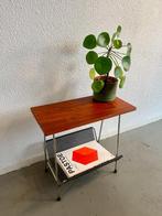 Pilastro bijzettafel | teak blad | magazine rack, Huis en Inrichting, Woonaccessoires | Krantenbakken en Lectuurbakken, Ophalen