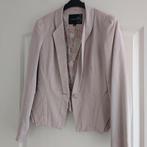 Beige jasje attentif, Ophalen of Verzenden, Zo goed als nieuw, Maat 38/40 (M), Beige