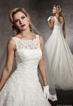 Geweldige nieuwe design bruidsjurk mt 42/44, Trouwjurk, Overige kleuren, Ophalen of Verzenden, Design