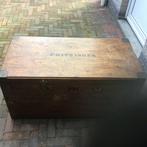 Antieke zware eikenhouten scheepskist, Ophalen
