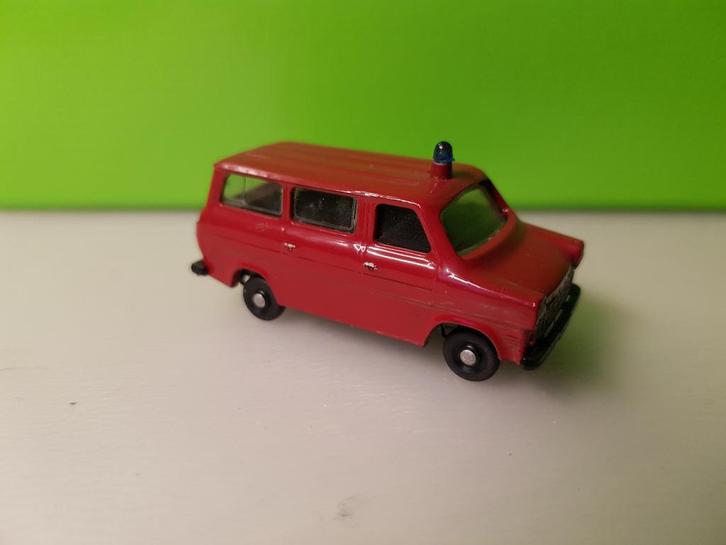 H0 - Ford Transit Mk1 Brandweer [rood] 1/87, Hobby en Vrije tijd, Modelauto's | 1:87, Gebruikt, Auto, Overige merken, Ophalen of Verzenden