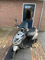 Piaggo zip 4t 50cc, Fietsen en Brommers, Ophalen, Zo goed als nieuw, Benzine, Zip