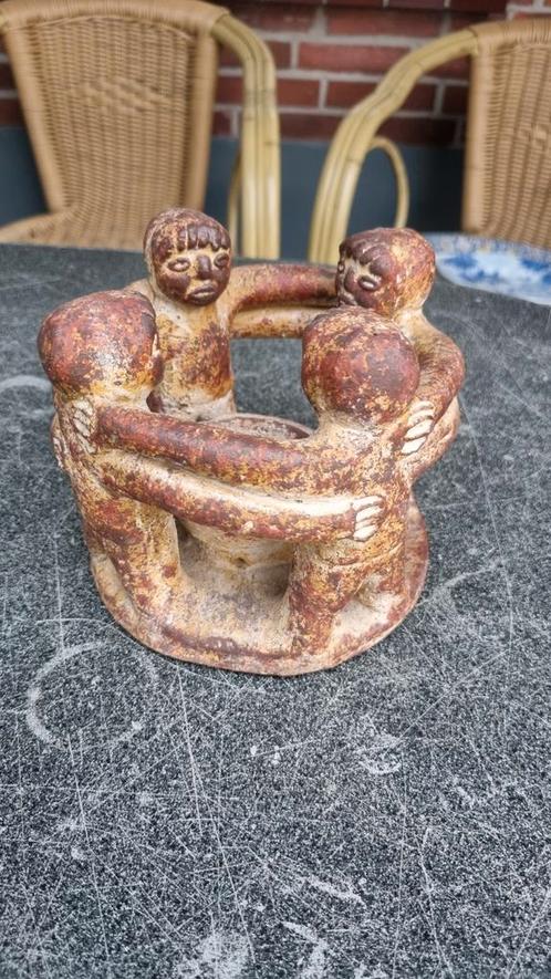 Keramisch Beeld: Vier Figuren in Cirkel, Antiek en Kunst, Antiek | Woonaccessoires, Ophalen