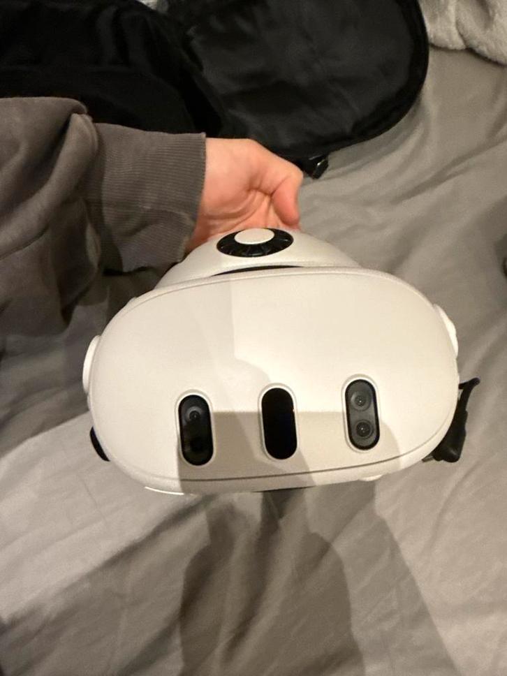 Meta Quest 3 + BoboVR S3 Pro Strap + 2 Accu's, Spelcomputers en Games, Virtual Reality, Zo goed als nieuw, Pc, VR-bril, Ophalen of Verzenden