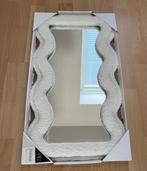 Teddy wave spiegel, Huis en Inrichting, Woonaccessoires | Spiegels, Minder dan 50 cm, Nieuw, Ophalen of Verzenden, Minder dan 100 cm
