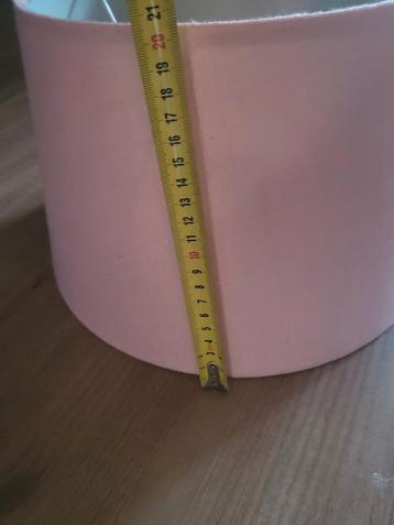 Roze Lampenkap - Ronde Vorm beschikbaar voor biedingen