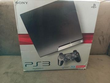 Ps3 slim met vele games en extra's, met doos. beschikbaar voor biedingen