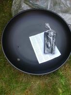 Grote lichtgewicht wokpan met handgrepen en pootjes, Tuin en Terras, Ophalen, Nieuw