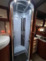 Luxe Mobilvetta Kea P65 Camper uit 2015, Caravans en Kamperen, Overige merken, Startonderbreker, Ringverwarming, Afzuigkap