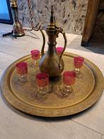 Oosterse karaf (koper) met theeglaasjes uit Egypte, Ophalen of Verzenden, Gebruikt
