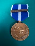Nato medaille Kosovo, Ophalen of Verzenden, Landmacht, Nederland, Lintje, Medaille of Wings