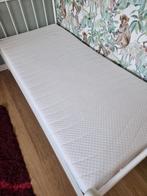 Metalen ledikant en schoonmatras, Ophalen, Zo goed als nieuw, Eenpersoons