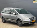 Volkswagen Sharan 2.0 CLIMA CRUISE 7PERSOONS TREKHAAK, Voorwielaandrijving, Startonderbreker, Stof, Zwart