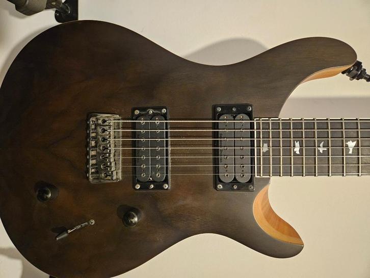 Prs se svn mark holcomb walnut met upgrades, Muziek en Instrumenten, Snaarinstrumenten | Gitaren | Elektrisch, Zo goed als nieuw