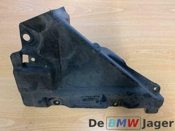 Wielkuip afdekking versterking links BMW E9x E84 51717159189 beschikbaar voor biedingen