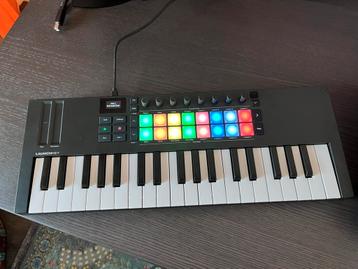Novation Launchkey 37 MINI MK4 beschikbaar voor biedingen