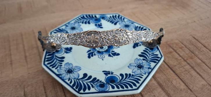 Delfts Q.V.Arti Holland bord met verzilverd hengsel, Antiek en Kunst, Antiek | Keramiek en Aardewerk, Ophalen of Verzenden