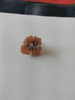 Ring met bloem, Ophalen of Verzenden, Zo goed als nieuw, 17 tot 18, Dame