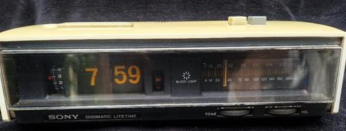 Seventies vintage radio SONY DIGIMATIC Alarm - Flip clock, Antiek en Kunst, Antiek | Tv's en Audio, Ophalen of Verzenden