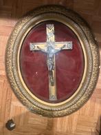 crucifix in stolp, Ophalen of Verzenden