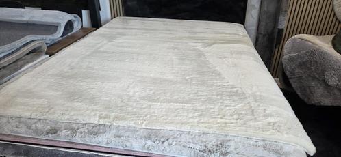 Superzacht vloerkleed in Grijs, Huis en Inrichting, Stoffering | Tapijten en Kleden, Nieuw, 150 tot 200 cm, 200 cm of meer, Rechthoekig