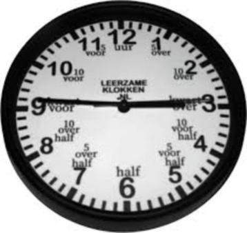 Leerzame klok 20 cm  beschikbaar voor biedingen