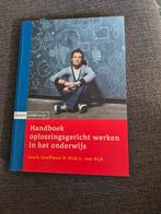 Handboek oplossingsgericht werken in het onderwijs, Gelezen, Louis Cauffman & Dick J. van Dijk, Alpha, HBO