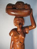 PHILIPIJNS houtsnijwerk Dame met schaal op haar hoofd 60 cm, Ophalen of Verzenden