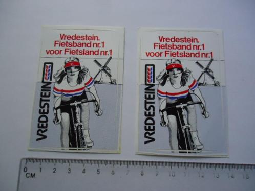 sticker oud Vredestein Nederland molen racefiets pinup fiets, Verzamelen, Stickers, Zo goed als nieuw, Bedrijf of Vereniging, Verzenden