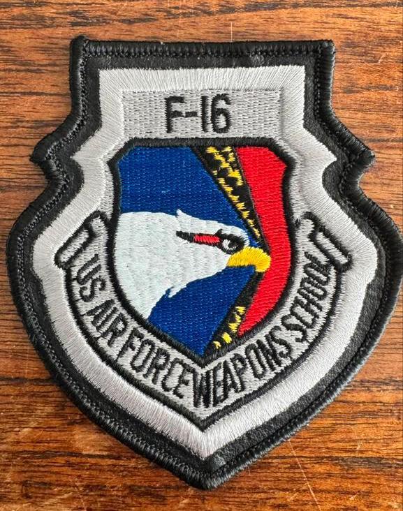 USAF F-16 Weapons School, Verzamelen, Luchtvaart en Vliegtuigspotten, Zo goed als nieuw, Patch, Badge of Embleem, Ophalen of Verzenden