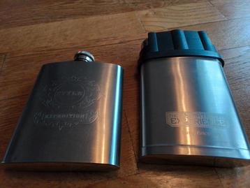 2 heup flacons  beschikbaar voor biedingen