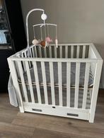 Witte box met lade TWF + boxkleed, boxzak en muziek mobiel, Kinderen en Baby's, Boxen, Ophalen, Zo goed als nieuw, Vierkant, In hoogte verstelbaar