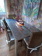 Eetkamertafel met 4 rieten stoelen, Zo goed als nieuw, 150 tot 200 cm, Vier personen, Rechthoekig