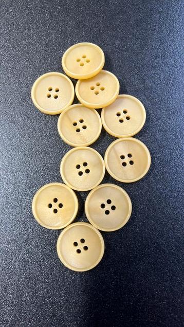 Knopen per 10 stuks €1,00 beschikbaar voor biedingen