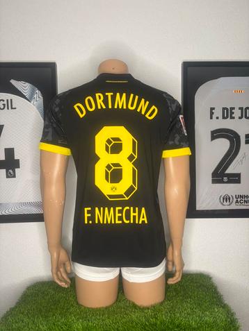 Borussia Dortmund uitshirt 2023/2024 Nmecha beschikbaar voor biedingen