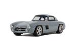 Mercedes Gullwing S club. Grijs 1:18, Hobby en Vrije tijd, Modelauto's | 1:18, Overige merken, Auto, Gt spirit, Nieuw
