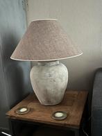 Stijlvolle stenen Tafellamp met Linnen Kap, Huis en Inrichting, Lampen | Tafellampen, Ophalen, Gebruikt, Stof, Landelijk